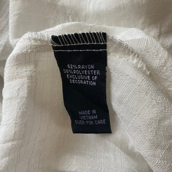 White Semi-Sheer Crochet Trim Blouse XL Bell Sleeve Fairycore Boho Western - Picture 8 of 8